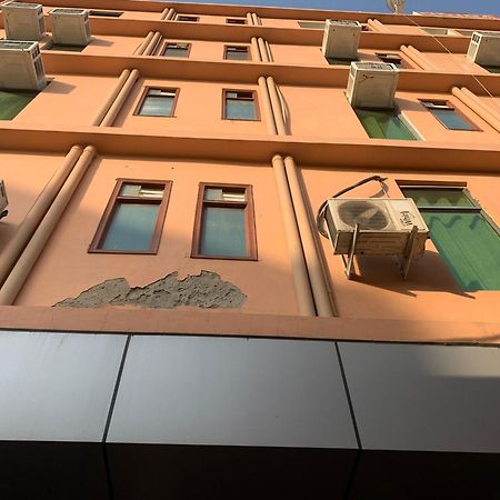 Hotel Noida Continental Zewnętrze zdjęcie