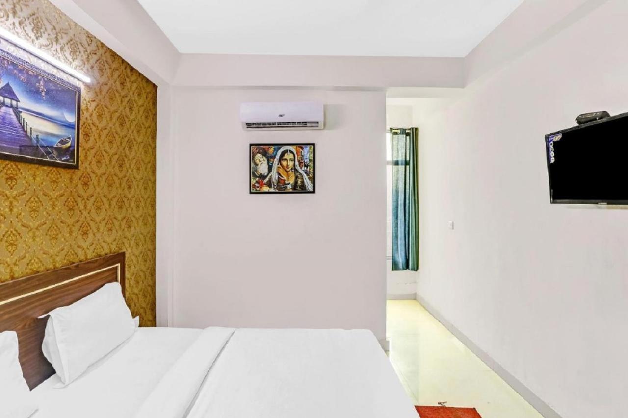 Hotel Noida Continental Zewnętrze zdjęcie