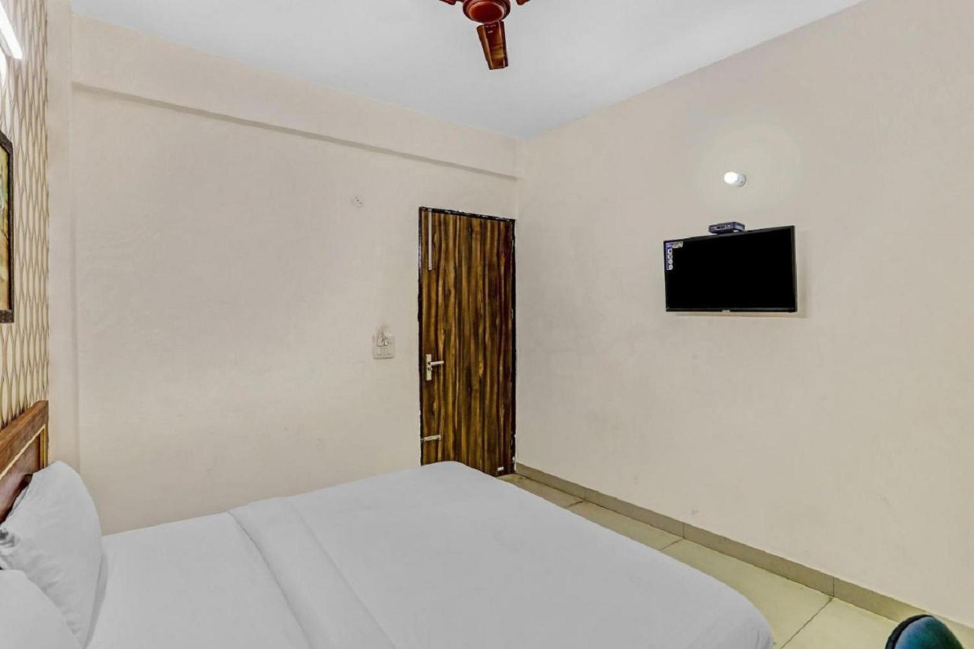Hotel Noida Continental Zewnętrze zdjęcie