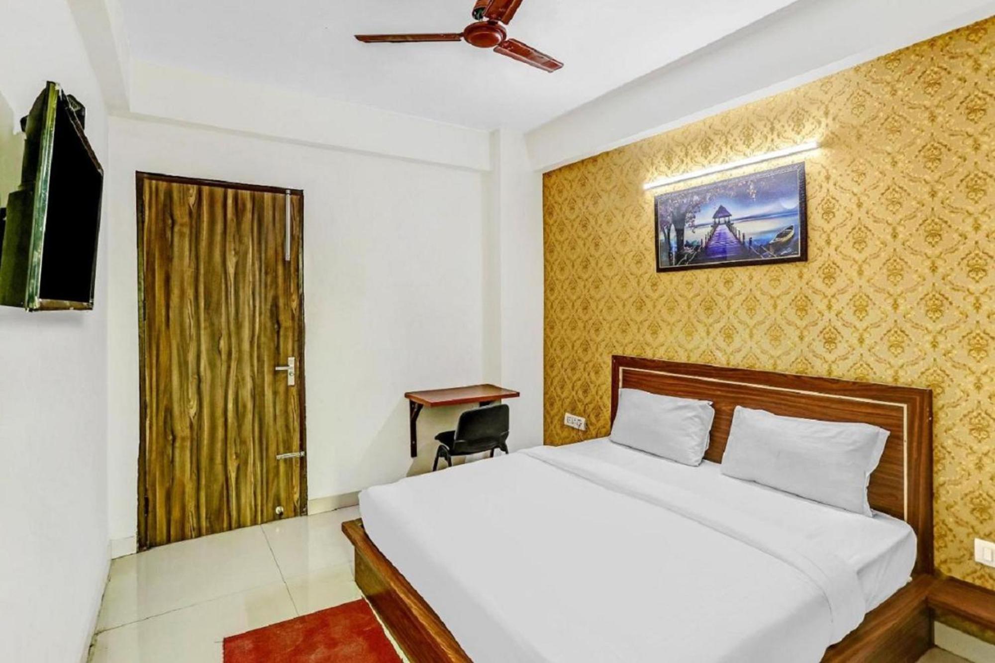 Hotel Noida Continental Zewnętrze zdjęcie