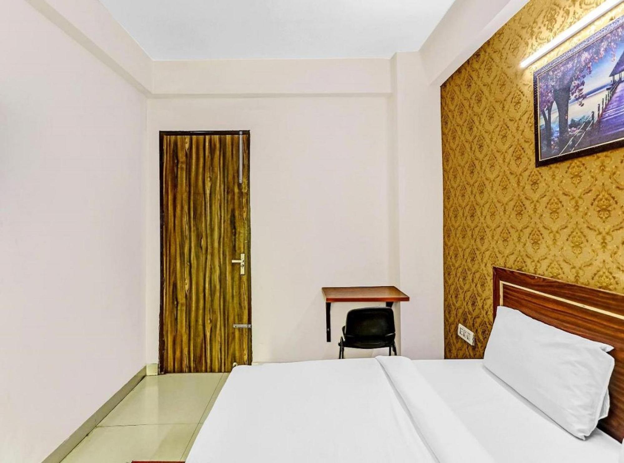 Hotel Noida Continental Zewnętrze zdjęcie